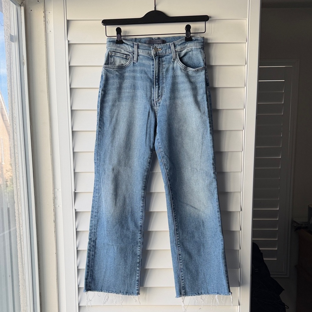 Joe's The Blake High Waist Raw Hem
Crop Wide Leg Jeans (Boardwalk)